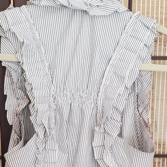 BCBG Sleeveless Top - Picture 2 of 3